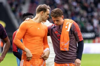 Manuel Neuer, Jonas Urbig